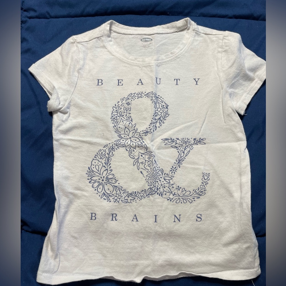 Old navy tshirt